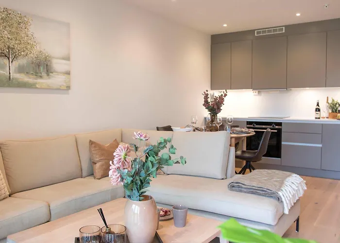 Modern 2-bedroom Апартаменты *